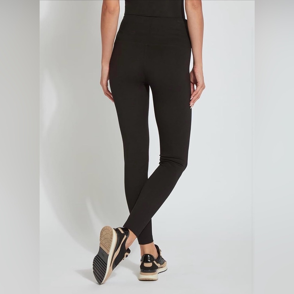 Lyssé black classic signature center seam high rise leggings xs EUC